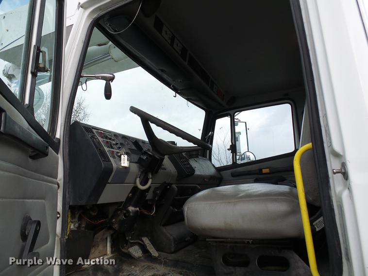 image for item DB2061 1999 Freightliner FL70 bucket truck