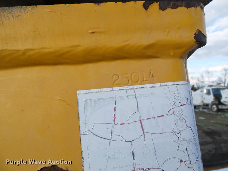 image for item DB2062 1989 Ford F800 digger derrick truck