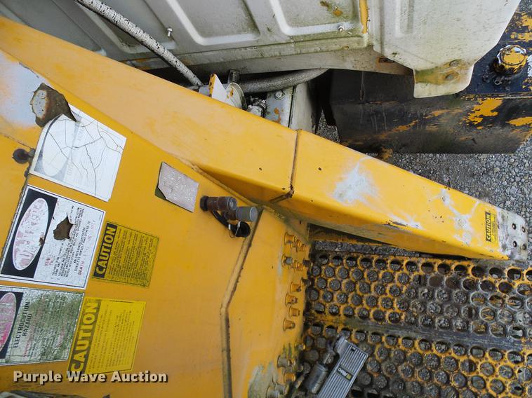 image for item DB2062 1989 Ford F800 digger derrick truck