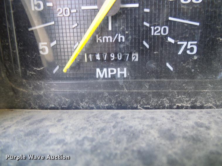 image for item DB2062 1989 Ford F800 digger derrick truck