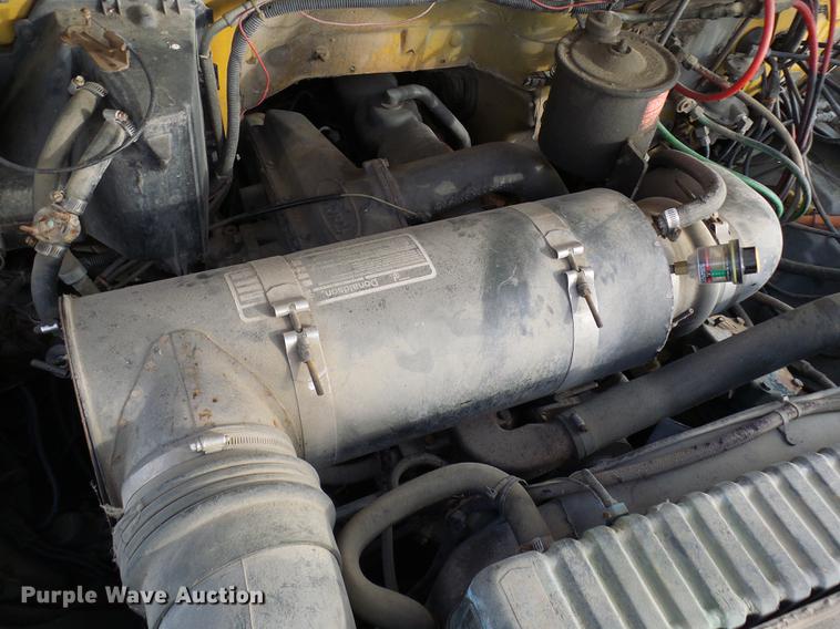 image for item DB2062 1989 Ford F800 digger derrick truck