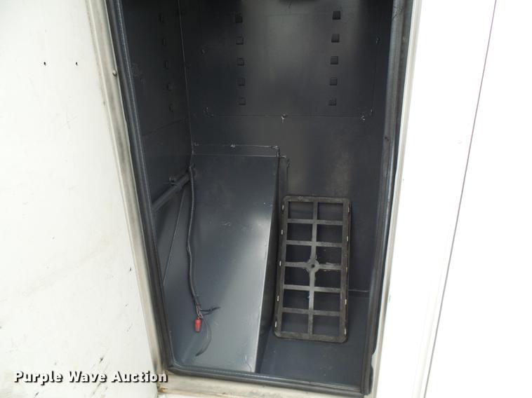 image for item DB2064 2002 Chevrolet C6500 utility truck