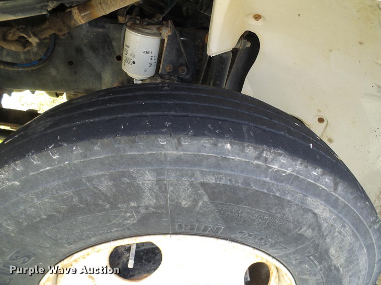 image for item DB2065 2000 Freightliner FL70 bucket truck