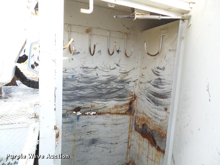 image for item DB2065 2000 Freightliner FL70 bucket truck