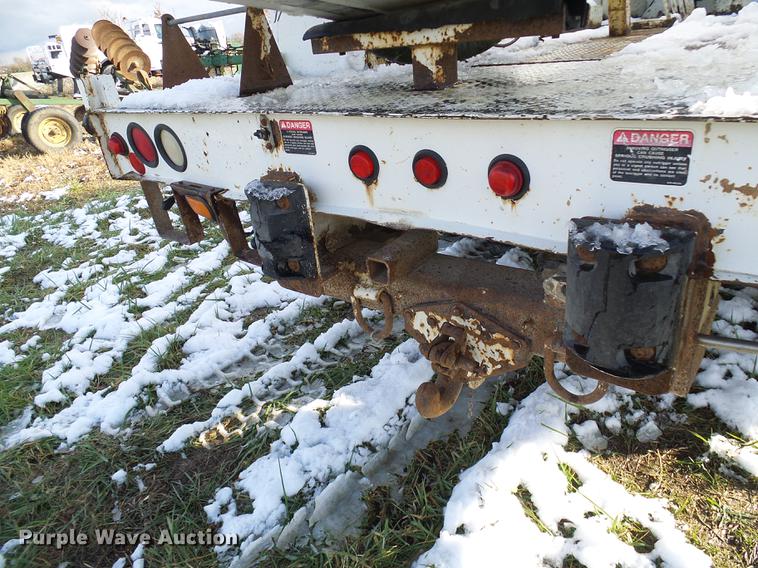 image for item DB2065 2000 Freightliner FL70 bucket truck