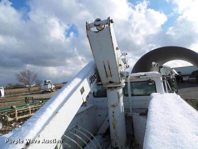image for item DB2065 2000 Freightliner FL70 bucket truck