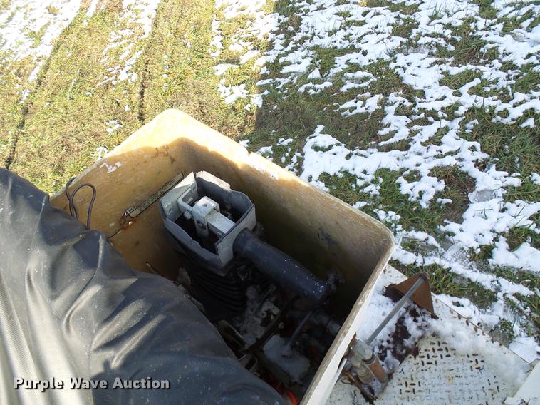 image for item DB2065 2000 Freightliner FL70 bucket truck