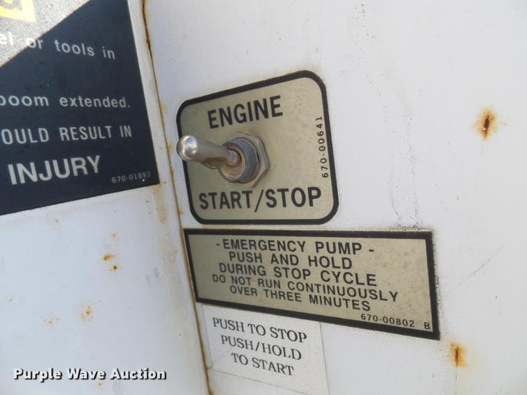 image for item DB2065 2000 Freightliner FL70 bucket truck