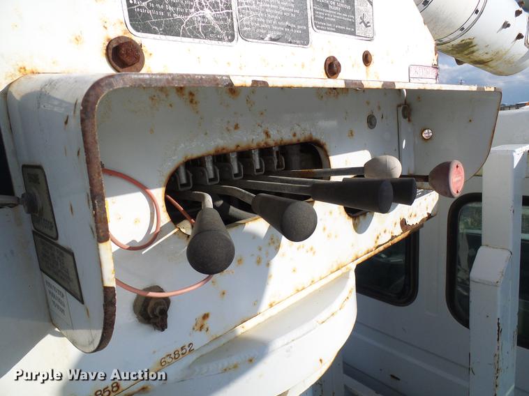 image for item DB2065 2000 Freightliner FL70 bucket truck