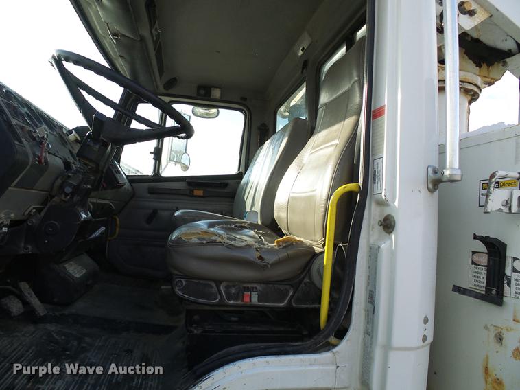 image for item DB2065 2000 Freightliner FL70 bucket truck