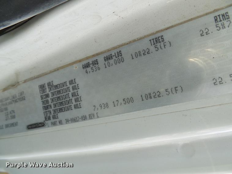 image for item DB2065 2000 Freightliner FL70 bucket truck