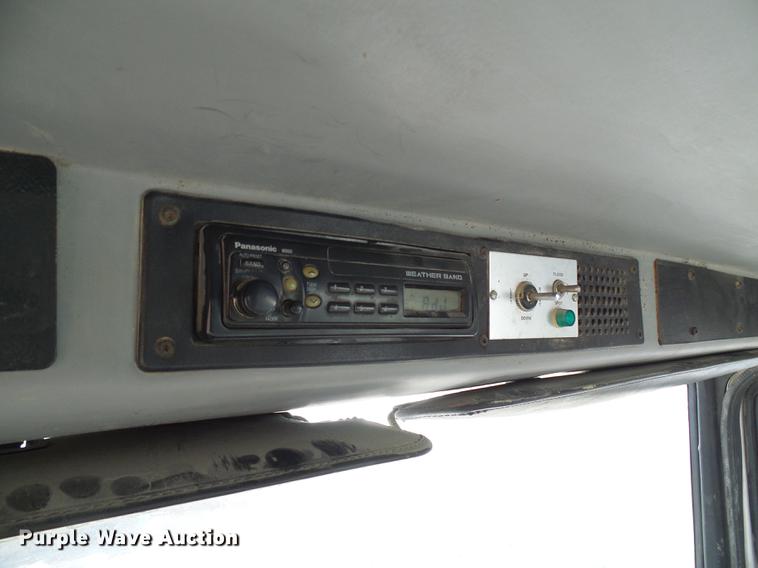 image for item DB2065 2000 Freightliner FL70 bucket truck