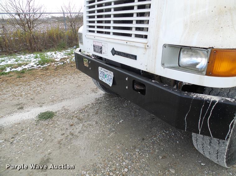 image for item DB2066 1997 International 4700 digger derrick truck