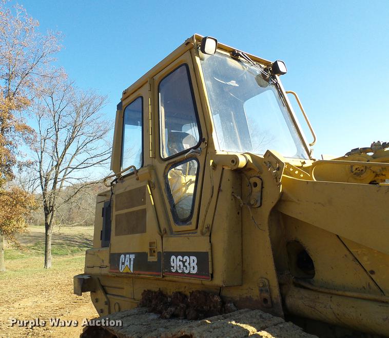 image for item DB2081 1998 Caterpillar 963B track loader