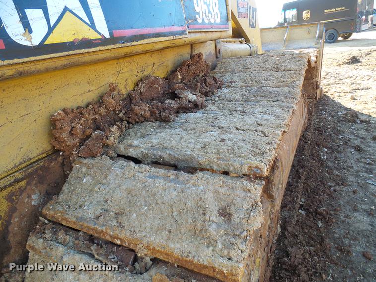 image for item DB2081 1998 Caterpillar 963B track loader
