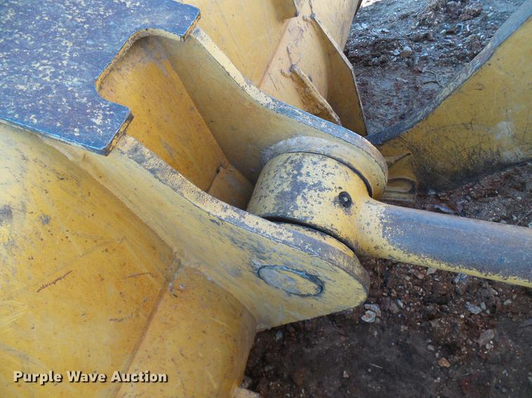 image for item DB2081 1998 Caterpillar 963B track loader