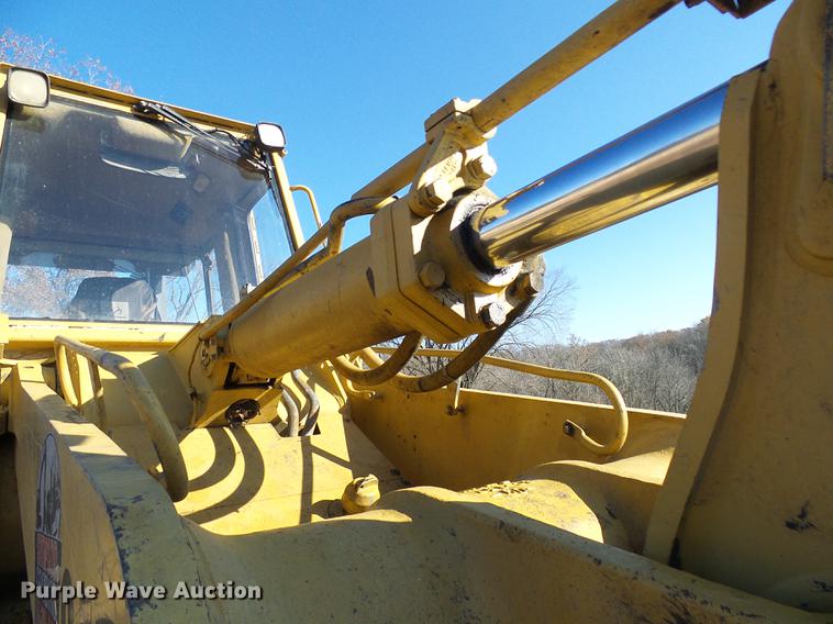 image for item DB2081 1998 Caterpillar 963B track loader
