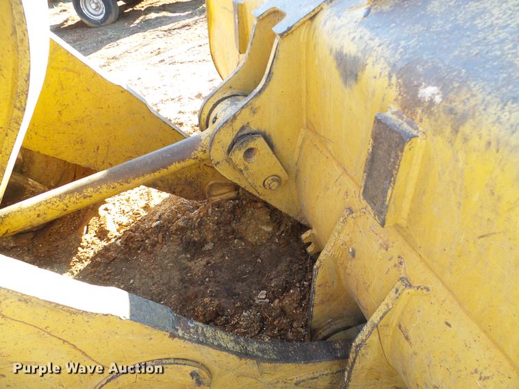 image for item DB2081 1998 Caterpillar 963B track loader