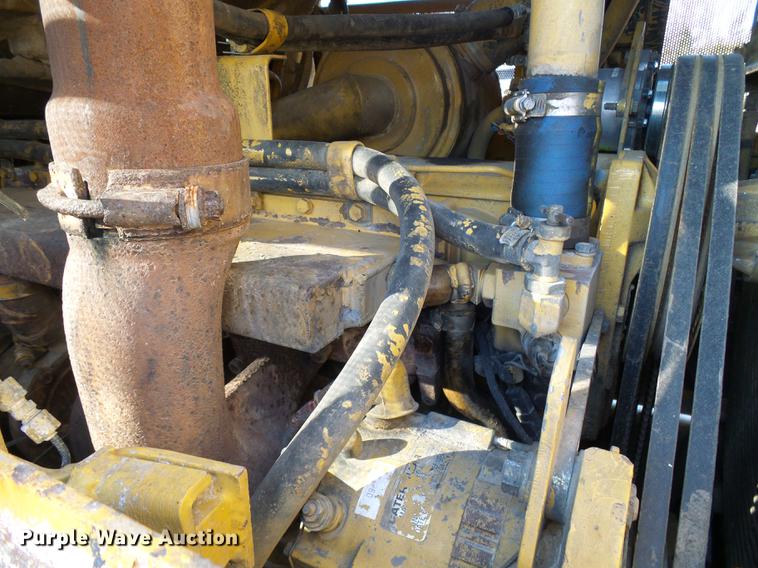 image for item DB2081 1998 Caterpillar 963B track loader