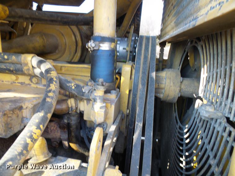 image for item DB2081 1998 Caterpillar 963B track loader