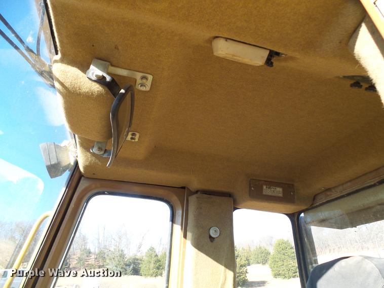 image for item DB2081 1998 Caterpillar 963B track loader