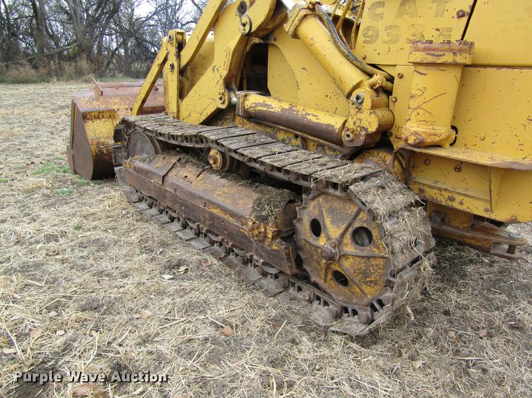 image for item DB4906 1963 Caterpillar 933F track loader