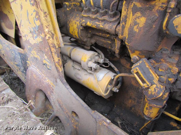 image for item DB4906 1963 Caterpillar 933F track loader