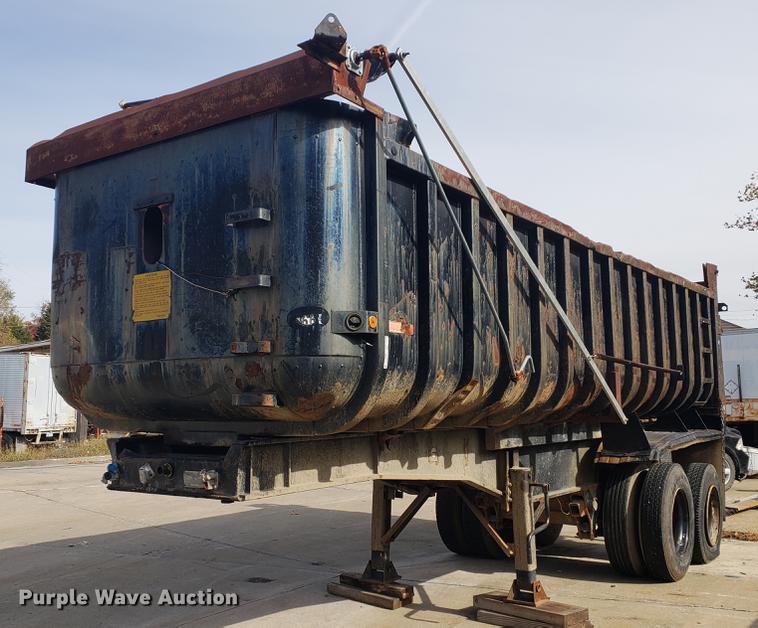 image for item DB9422 1986 Fruehauf end dump trailer