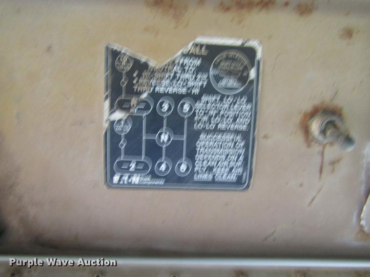 image for item DC0047 1979 International Paystar F5070 tank truck