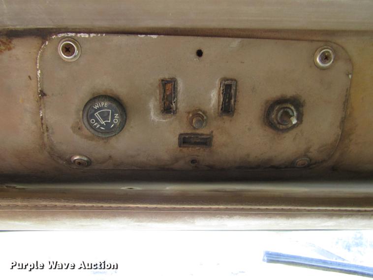 image for item DC0047 1979 International Paystar F5070 tank truck