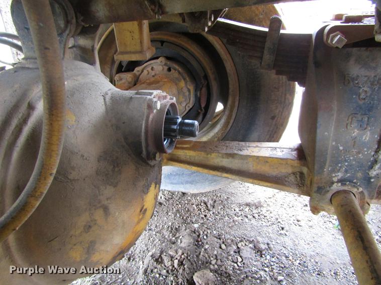 image for item DC0047 1979 International Paystar F5070 tank truck