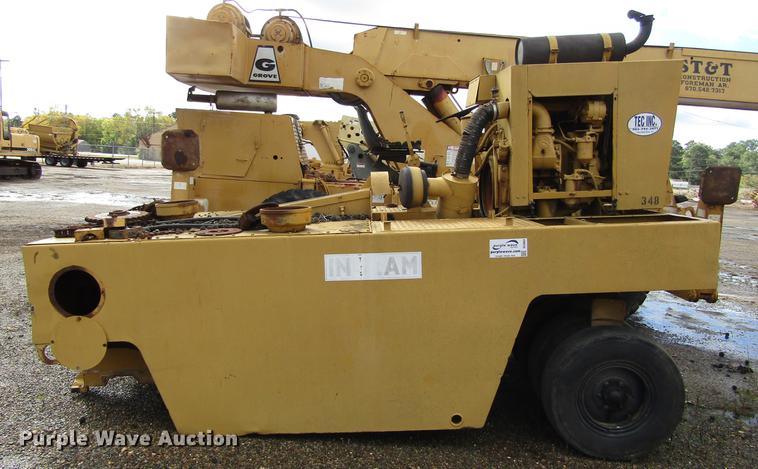 image for item DC0062 2000 Ingram 9-2800 pneumatic roller