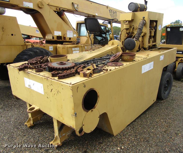 image for item DC0062 2000 Ingram 9-2800 pneumatic roller