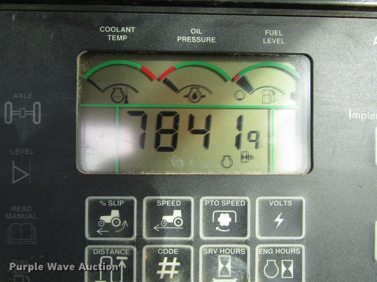 image for item DC0078 2005 John Deere 9520 4WD tractor