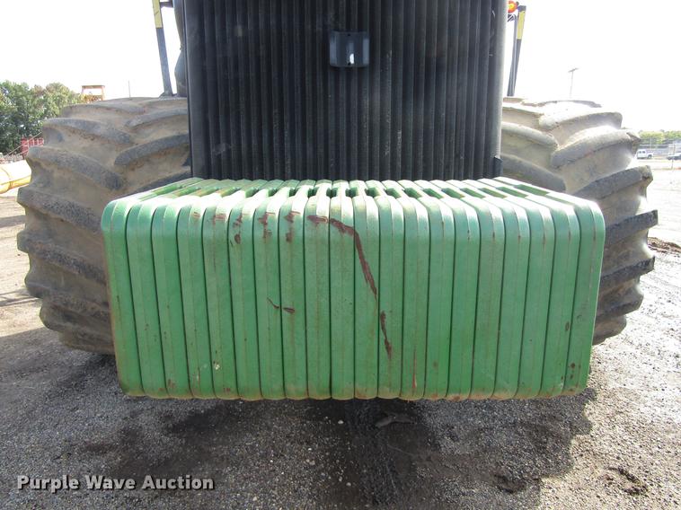image for item DC0078 2005 John Deere 9520 4WD tractor