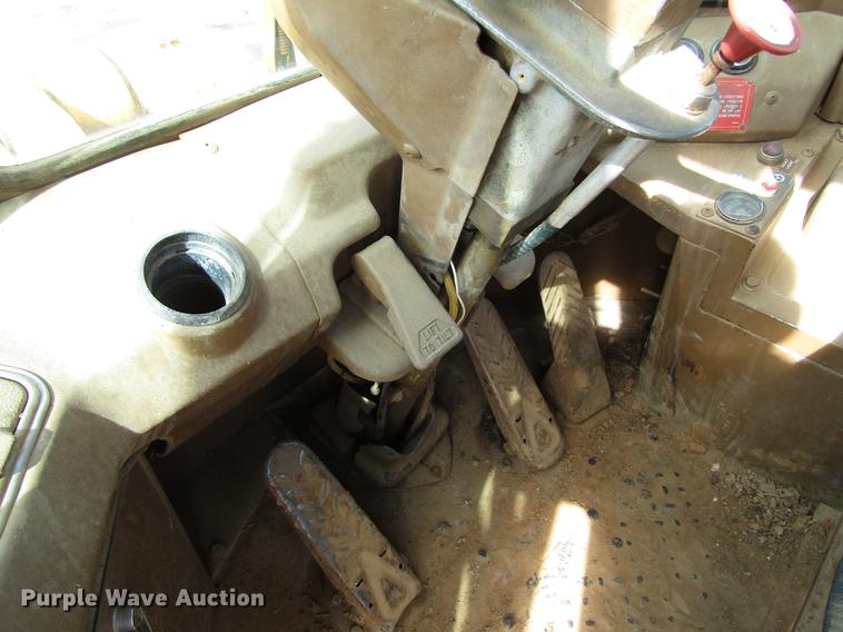 image for item DC0079 1983 Caterpillar 966D wheel loader