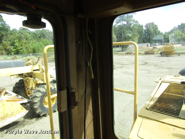 image for item DC0079 1983 Caterpillar 966D wheel loader