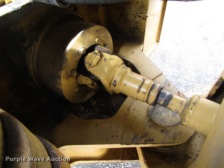 image for item DC0079 1983 Caterpillar 966D wheel loader