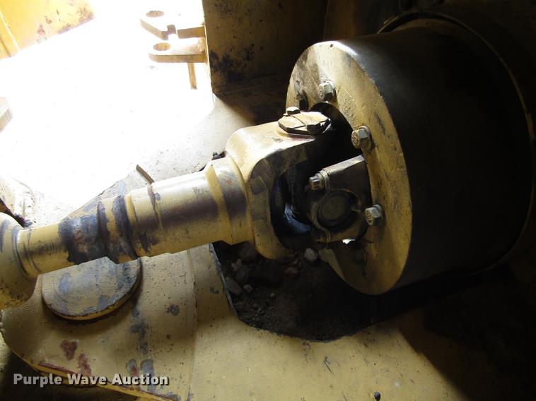 image for item DC0079 1983 Caterpillar 966D wheel loader