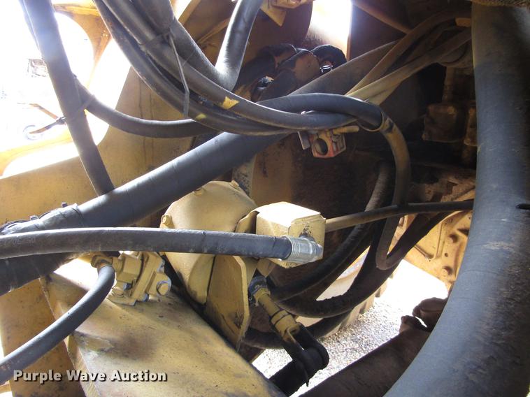 image for item DC0079 1983 Caterpillar 966D wheel loader