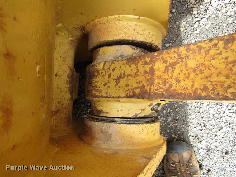 image for item DC0079 1983 Caterpillar 966D wheel loader