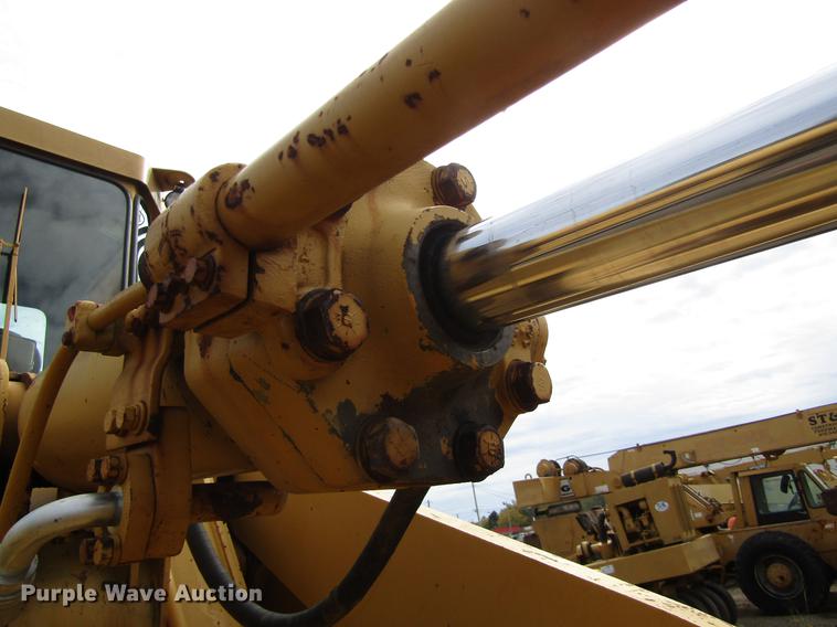 image for item DC0079 1983 Caterpillar 966D wheel loader