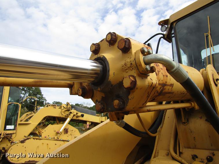 image for item DC0079 1983 Caterpillar 966D wheel loader
