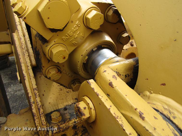 image for item DC0079 1983 Caterpillar 966D wheel loader