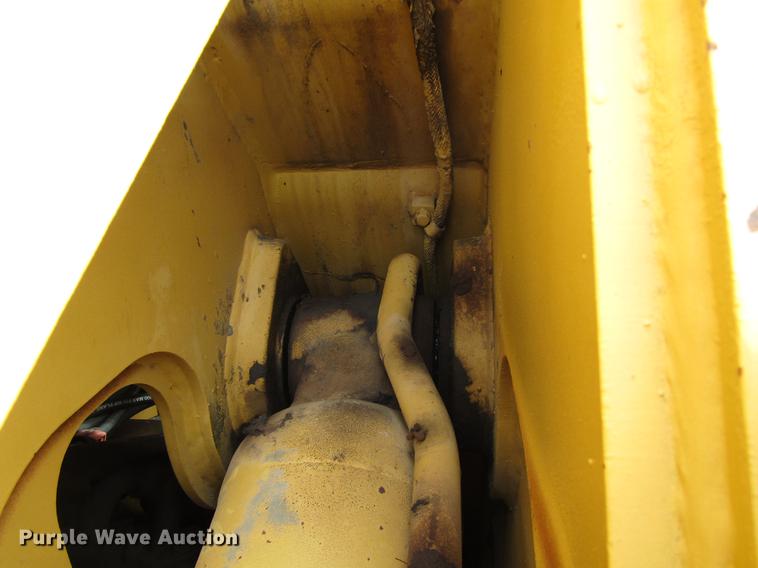 image for item DC0079 1983 Caterpillar 966D wheel loader