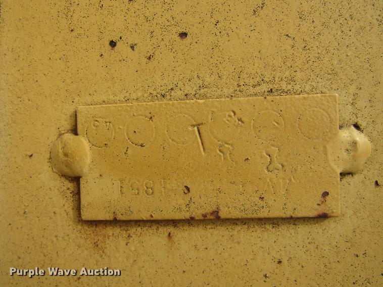 image for item DC0079 1983 Caterpillar 966D wheel loader