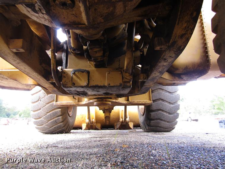 image for item DC0079 1983 Caterpillar 966D wheel loader