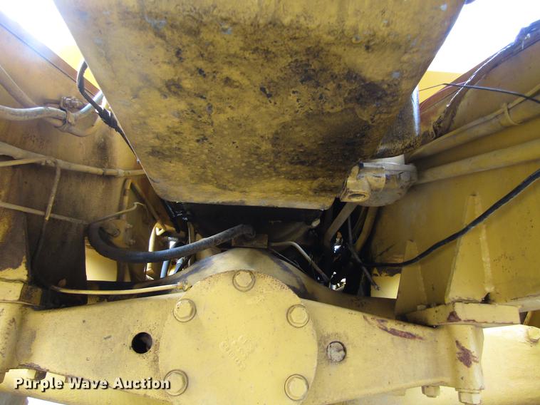 image for item DC0079 1983 Caterpillar 966D wheel loader