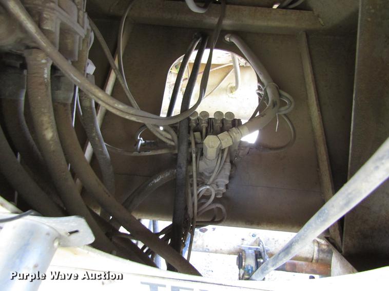 image for item DC0081 2000 Clement RKHL2625 end dump trailer