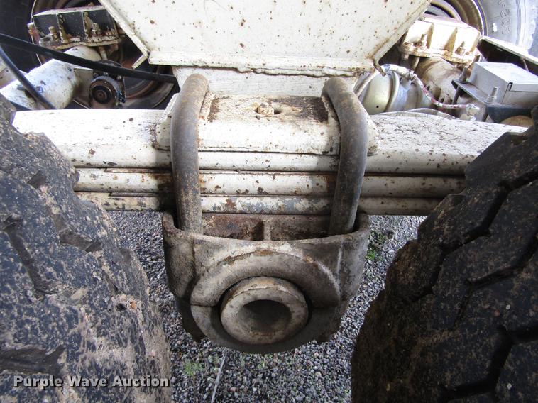 image for item DC0081 2000 Clement RKHL2625 end dump trailer